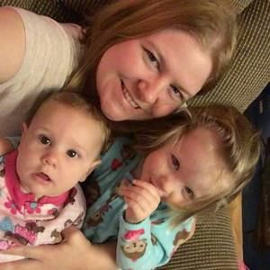 Meet your Posher, Stefanie